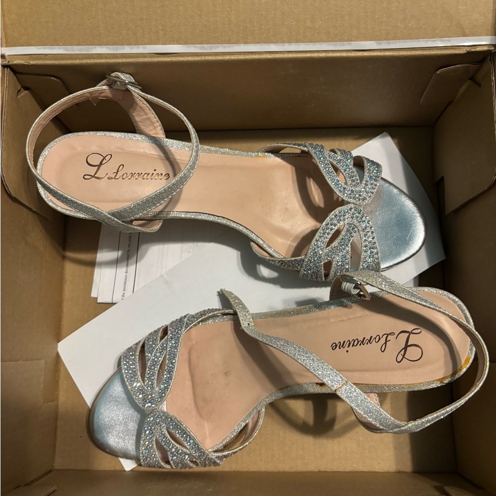 Liz Claiborne Silver Heels with Ankle Strap and Bow